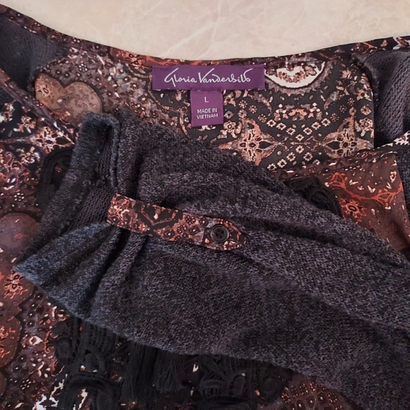 Black n Brown top - Picture 2 of 3